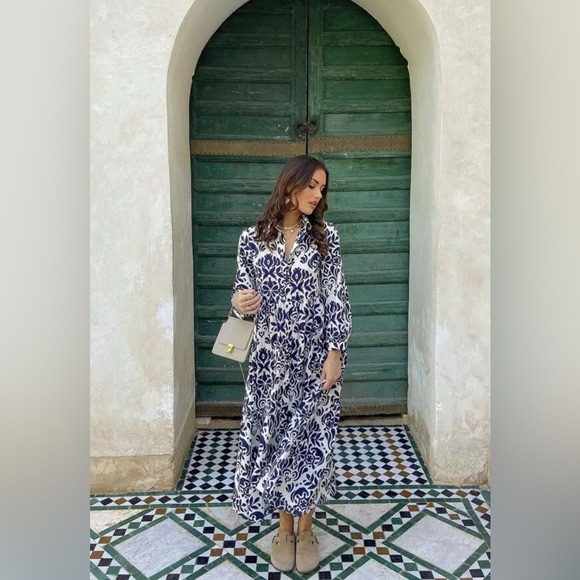 Zara The Emilie Printed‎ Midi Dress - Picture 3 of 16